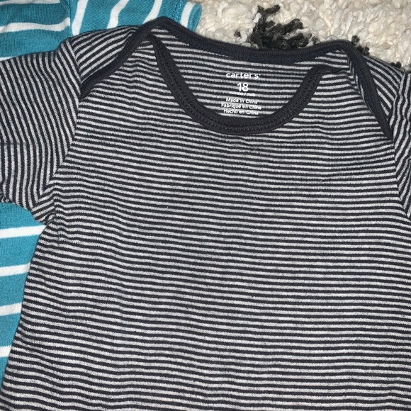 SOLD‼️ Carter’s Onesie Bundle - Picture 2 of 4